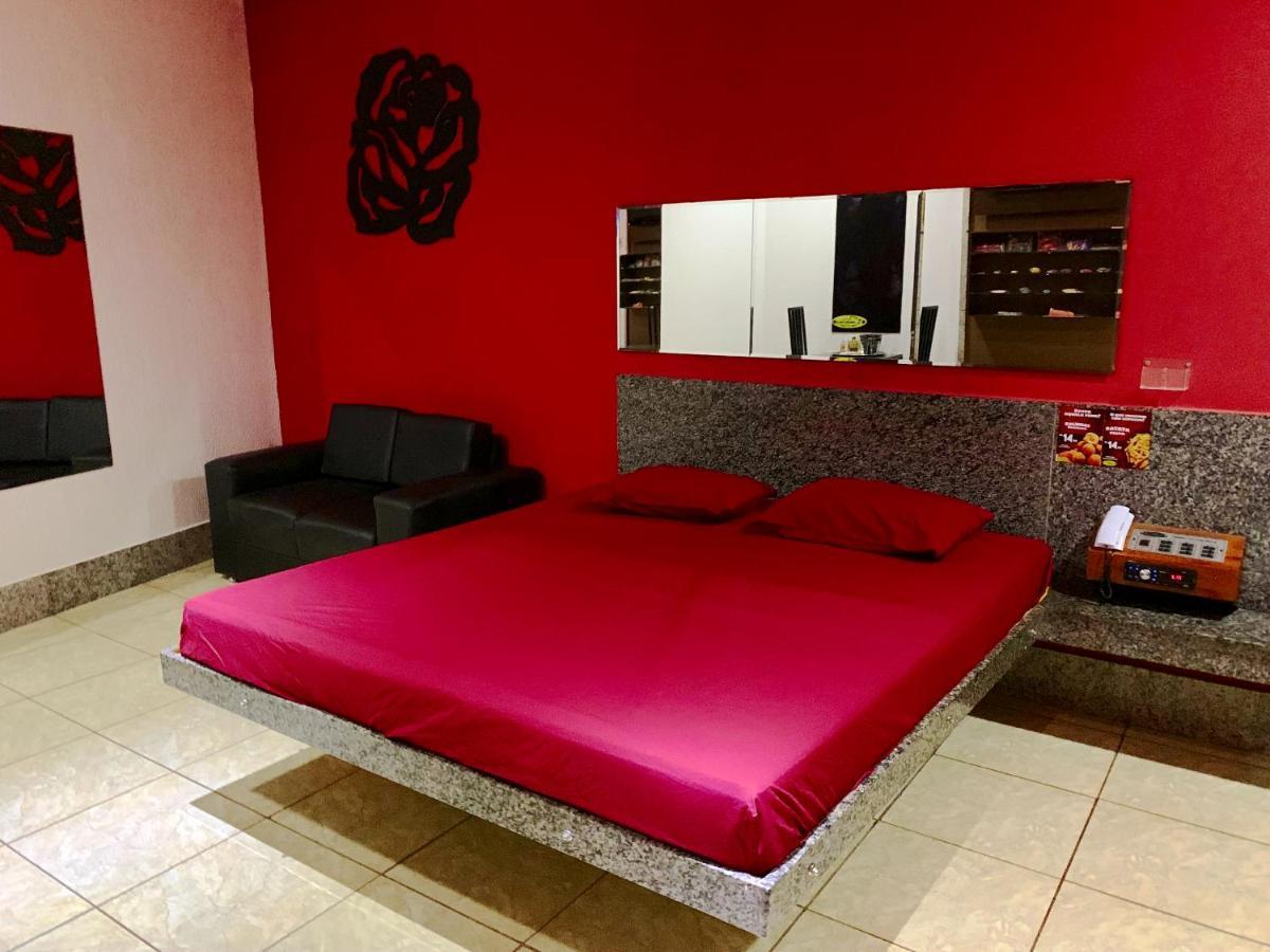 Emocoes (adults Only) Hotel do amor *